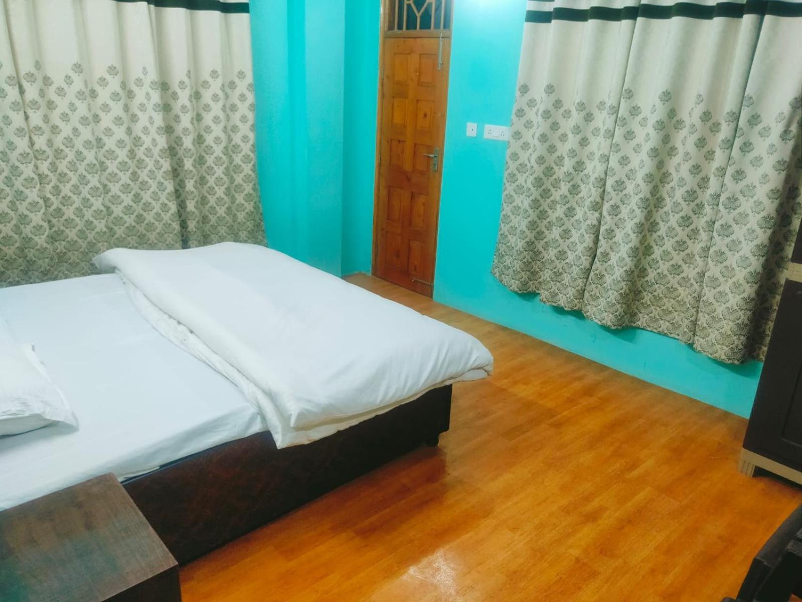 Thakur Apartment Shimla Exterior foto